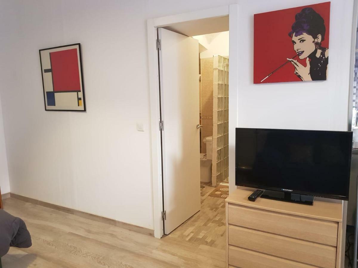 Estudio 54 Centro Аліканте Екстер'єр фото
